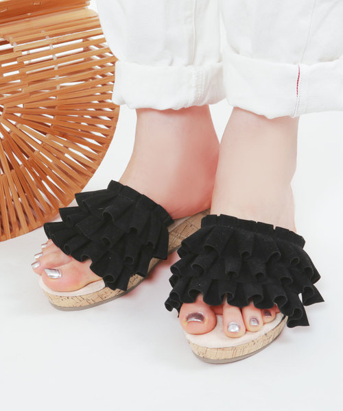 KOBE LETTUCE（コウベレタス）の「フリルウエッジサンダル/レディース/シューズ/靴[I1559]神戸レタス（サンダル・レディース・ブラック/ピンク/イエロー/チェック・L/LL/M/S）」の2枚目の写真
