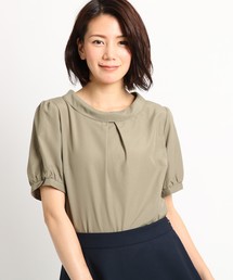 【洗える】エアリーロールネックブラウス