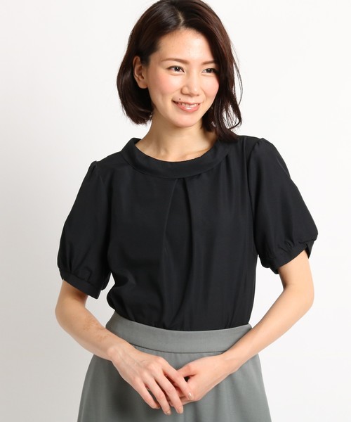 Sunauna(スーナウーナ)の「【洗える】エアリーロールネックブラウス(シャツ/ブラウス・レディース・ブラック/ベージュ/カーキ・40/38)」の2枚目の写真