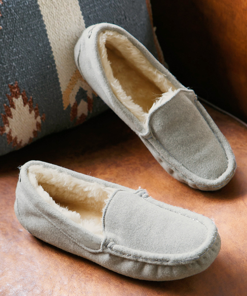 KOBE LETTUCE（コウベレタス）の「フェイクムートンローファーモカシンシューズ【インソール中敷き付】（モカシン/デッキシューズ・レディース・ライトグレー/ブラック/ダークブラウン/ベージュ/シルバー/ブラック系その他/ブラウン系その他/パープル系その他/キャメル/チェック/パープル/ブラウン系その他4/シルバー系その他/ベージュ系その他/ブラック系その他3/ピンク/ブラック系その他2/ブラウン系その他2/ブラウン系その他3/グレー/ダークグリーン/その他/ブラウン系その他5/オリーブ/ピンクベージュ/ホワイト/ネイビー/レオパード・LL/S/M/L）」の7枚目の写真