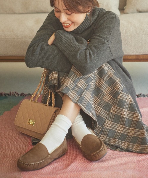 フェイクムートンローファーモカシンシューズ【インソール中敷き付