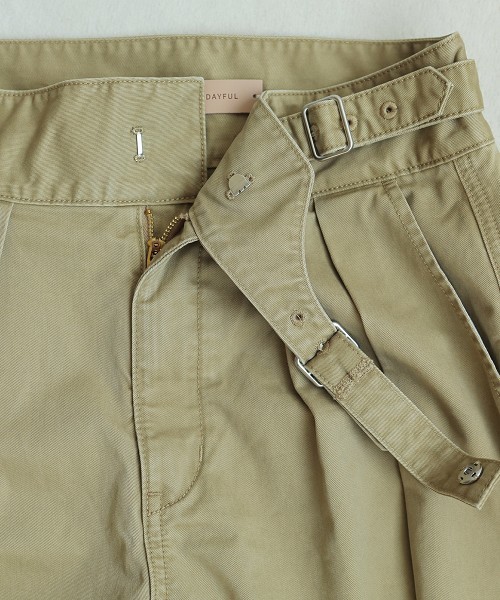 TODAYFUL(トゥデイフル)の「グルカチノパンツ(その他パンツ・レディース・ベージュ/キナリ・36inch/38inch)」の9枚目の写真