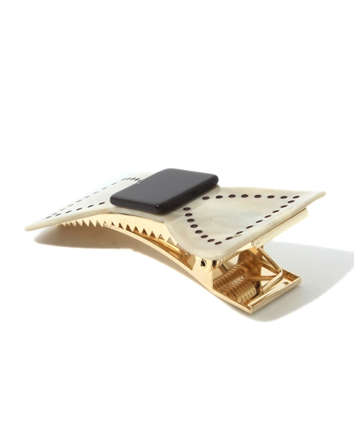 BEAUTY&YOUTH UNITED ARROWS(ビューティーアンドユースユナイテッドアローズ)の「SF magnet リボンドット ヘアクリップ(その他ヘアアクセサリー・レディース・ベージュ/ブラウン・フリー)」の4枚目の写真