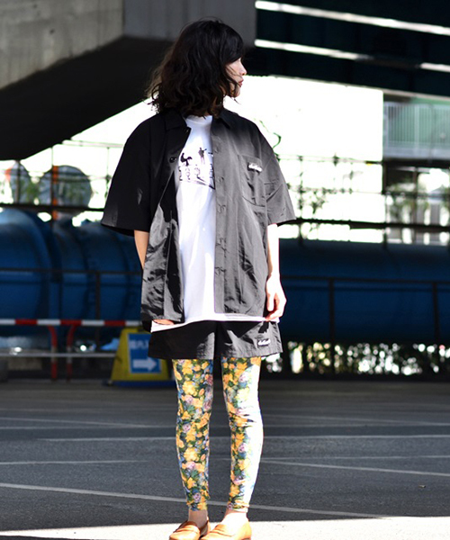 WILD THINGS(ワイルドシングス)の「SUPPLEX SHORT SLEEVE SHIRTS(水着・メンズ・イエロー/ブルー/ブラック・XL/L/M)」の13枚目の写真