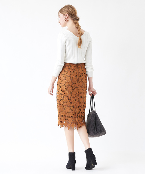 titivate(ティティベイト)の「スクエアトゥデザインヒールショートブーツ(ブーツ・レディース・ブラック/ダークブラウン/ブラック系その他/ベージュ系その他/グリーン系その他・LL/S/M/L)」の9枚目の写真