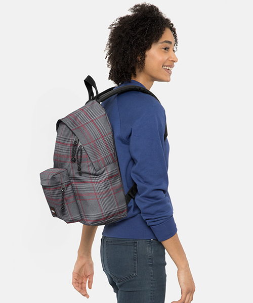 EASTPAK(イーストパック )の「PADDED PAK'R CHERTAN デイパック(バックパック/リュック)」|グレー