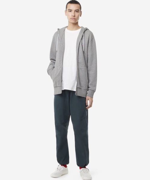 Maison Kitsune（メゾンキツネ）の「ZIP HOODIE TRICOLOR FOX