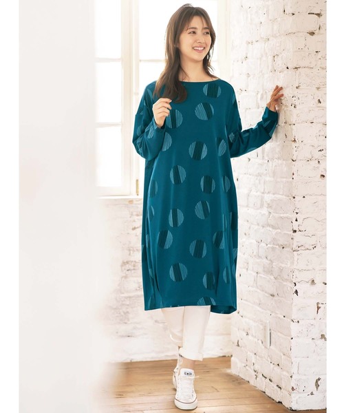GeeRA(ジーラ)の「ドット柄コクーンチュニックワンピース(ワンピース・レディース・ブルー/杢グレー・M/L/X-LARGE)」の3枚目の写真