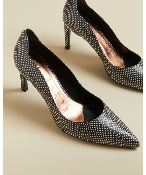 TED BAKER テッドベーカー オフホワイト　パンプス ハイヒール TED BAKER テッドベーカー オフホワイト パンプス