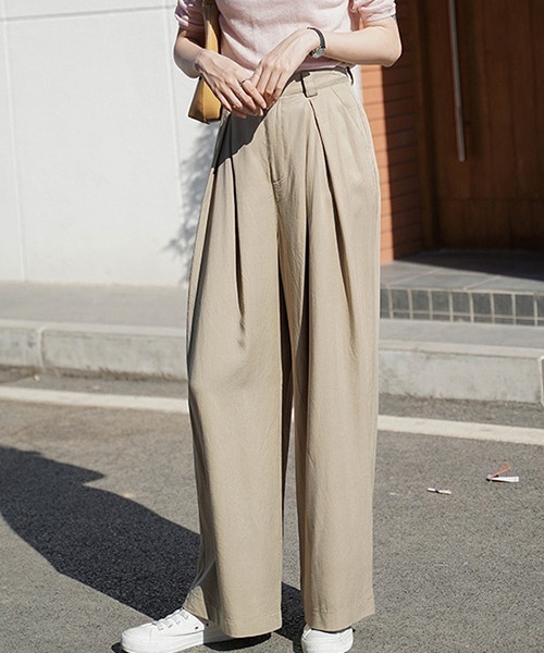 chuclla（チュクラ）の「【chuclla】【2020/SS】ハイウエスト タックワイドスラックス chw1093（スラックス・レディース・ブラック/ベージュ/アイボリー/ダークグレー・S/M/L）」の10枚目の写真