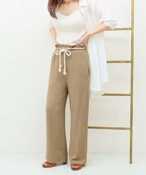 Social GIRL(ソーシャルガール)の「タッセルベルトワイドストレートパンツ(その他パンツ・レディース・ベージュ/カーキ/オフホワイト・M/L)」の17枚目の写真