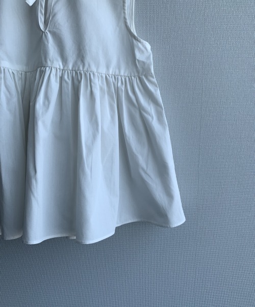 LOWRYS FARM(ローリーズファーム)の「ギャザーボリュームノースリーブ 888013(シャツ/ブラウス・キッズ・ブラック/パープル/オフホワイト・MEDIUM/LARGE/X-LARGE)」の16枚目の写真