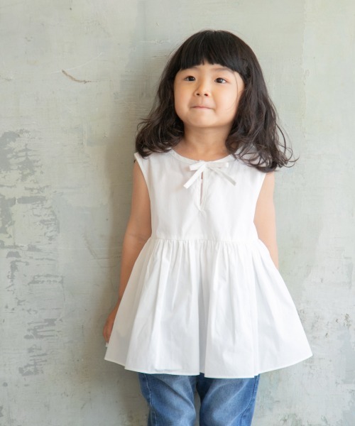 LOWRYS FARM(ローリーズファーム)の「ギャザーボリュームノースリーブ 888013(シャツ/ブラウス・キッズ・ブラック/パープル/オフホワイト・MEDIUM/LARGE/X-LARGE)」の5枚目の写真