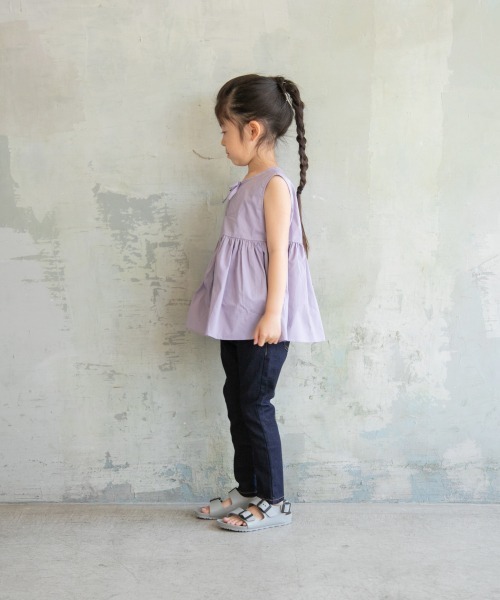 LOWRYS FARM(ローリーズファーム)の「ギャザーボリュームノースリーブ 888013(シャツ/ブラウス・キッズ・ブラック/パープル/オフホワイト・MEDIUM/LARGE/X-LARGE)」の6枚目の写真