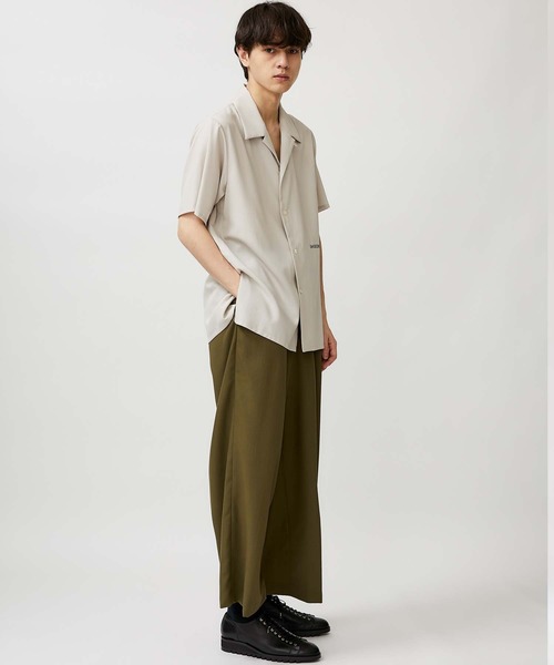 ETHOSENS（エトセンス）の「【ETHOSENS】Embroldered short sleeve shirt/E120-203c（シャツ/ブラウス・メンズ・ブラック/ライトグレー/ピンク・2/3）」の12枚目の写真