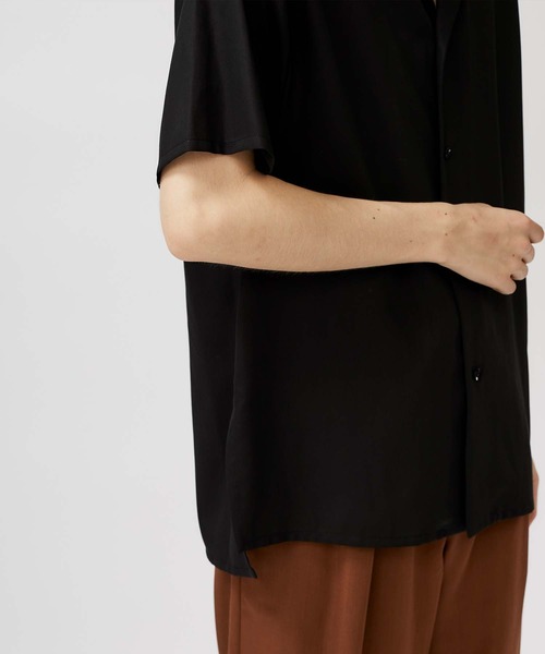 ETHOSENS（エトセンス）の「【ETHOSENS】Embroldered short sleeve shirt/E120-203c（シャツ/ブラウス・メンズ・ブラック/ライトグレー/ピンク・2/3）」の14枚目の写真