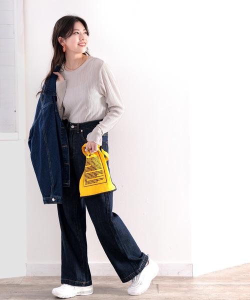 classicalelf（クラシカルエルフ）の「袖口まで上品かわいく。ラウンドネック袖メローブラウス(長袖)（Tシャツ/カットソー・レディース・ブラック/カーキ/モカ/グレイッシュベージュ/ブルー/アイボリー/グレー/イエロー/ライトグレー/オレンジ系その他/ブラウン/ライトグリーン/ピンクベージュ/イエロー系その他・MEDIUM/LARGE/X-LARGE/SMALL）」の15枚目の写真