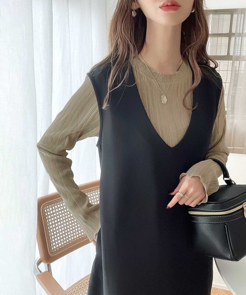 classicalelf（クラシカルエルフ）の「袖口まで上品かわいく。ラウンドネック袖メローブラウス(長袖)（Tシャツ/カットソー・レディース・ブラック/カーキ/モカ/グレイッシュベージュ/ブルー/アイボリー/グレー/イエロー/ライトグレー/オレンジ系その他/ブラウン/ライトグリーン/ピンクベージュ/イエロー系その他・MEDIUM/LARGE/X-LARGE/SMALL）」の19枚目の写真