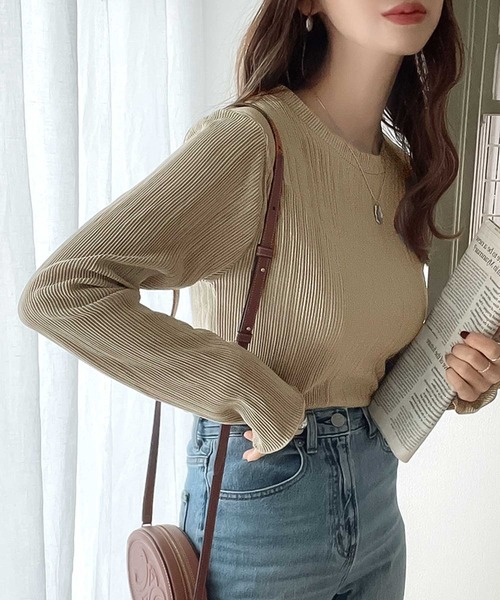 classicalelf（クラシカルエルフ）の「袖口まで上品かわいく。ラウンドネック袖メローブラウス(長袖)（Tシャツ/カットソー・レディース・ブラック/カーキ/モカ/グレイッシュベージュ/ブルー/アイボリー/グレー/イエロー/ライトグレー/オレンジ系その他/ブラウン/ライトグリーン/ピンクベージュ/イエロー系その他・MEDIUM/LARGE/X-LARGE/SMALL）」の21枚目の写真