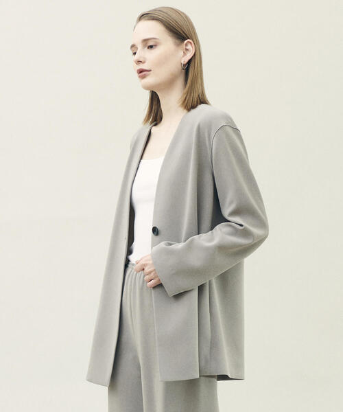 DES PRES（デ・プレ）の「ライトダブルクロス ノーカラーリラックス