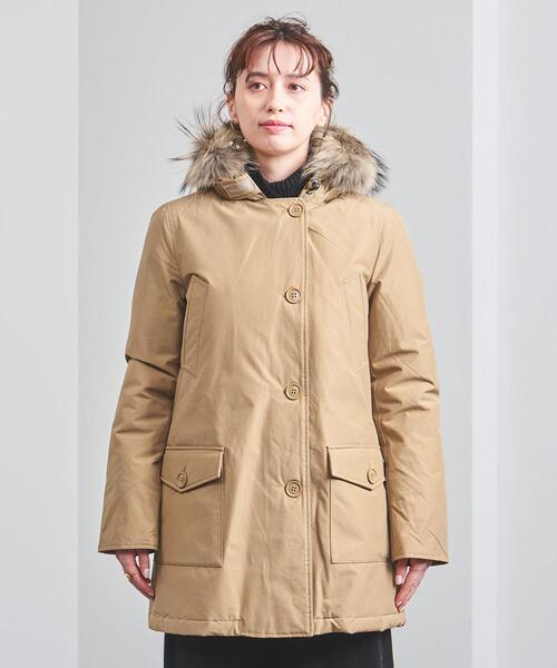 WOOLRICH（ウールリッチ）の「＜WOOLRICH（ウールリッチ）＞ARCTIC PARKA DF ダウンコート ▲（ダウンジャケット/コート・レディース・ベージュ/ブラック・X-SMALL/MEDIUM/SMALL）」の16枚目の写真