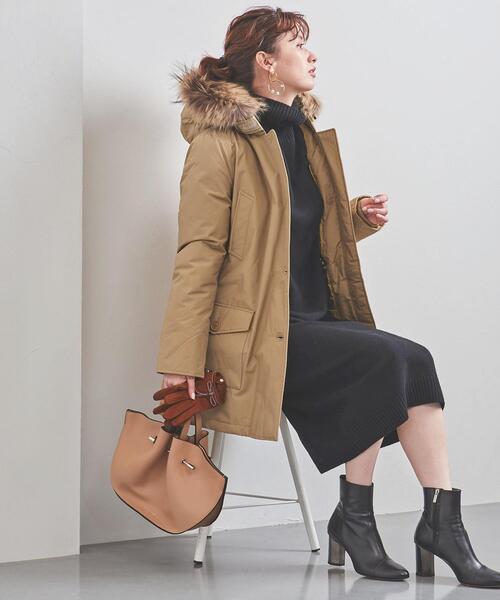 WOOLRICH（ウールリッチ）の「＜WOOLRICH（ウールリッチ）＞ARCTIC PARKA DF ダウンコート ▲（ダウンジャケット/コート・レディース・ベージュ/ブラック・X-SMALL/MEDIUM/SMALL）」の19枚目の写真