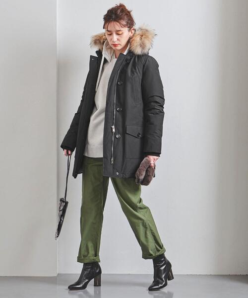 WOOLRICH（ウールリッチ）の「＜WOOLRICH（ウールリッチ）＞ARCTIC PARKA DF ダウンコート ▲（ダウンジャケット/コート・レディース・ベージュ/ブラック・X-SMALL/MEDIUM/SMALL）」の9枚目の写真