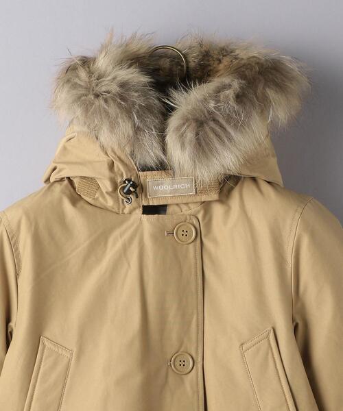 WOOLRICH（ウールリッチ）の「＜WOOLRICH（ウールリッチ）＞ARCTIC PARKA DF ダウンコート ▲（ダウンジャケット/コート・レディース・ベージュ/ブラック・X-SMALL/MEDIUM/SMALL）」の12枚目の写真