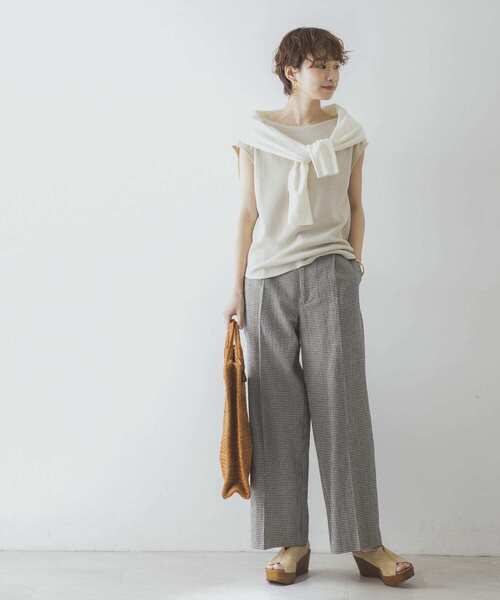 URBAN RESEARCH（アーバンリサーチ）の「【UVカット・速乾】機能素材サーマルボートネックカットソー（Tシャツ/カットソー・レディース・ライトグレー/ブラック/オフホワイト/アイボリー/ミント/ライトカーキ/その他1/キャメル/レッド系その他・FREE）」の15枚目の写真