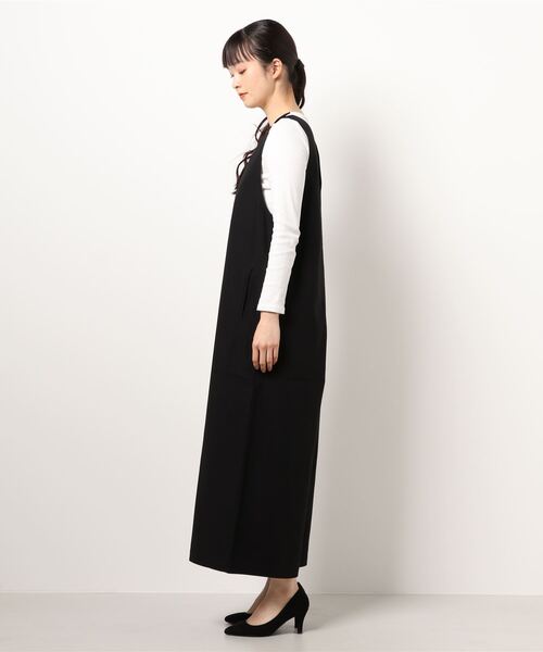 SIPULI(シプリ)の「High Twist Cotton Twill ワイドシルエットサロペット(サロペット/オーバーオール・レディース・ベージュ/ブラック・2)」の8枚目の写真