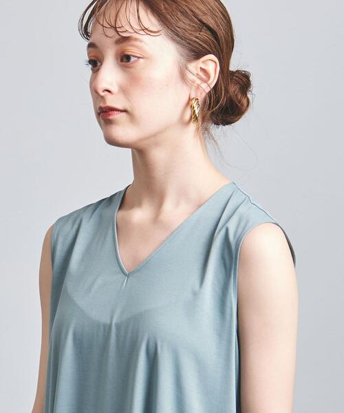 UNITED ARROWS（ユナイテッドアローズ）の「UWCC C CUT Vネック ワンピース†◆（ワンピース・レディース・ライトブルー/ダークブラウン/ネイビー・38/36）」の7枚目の写真