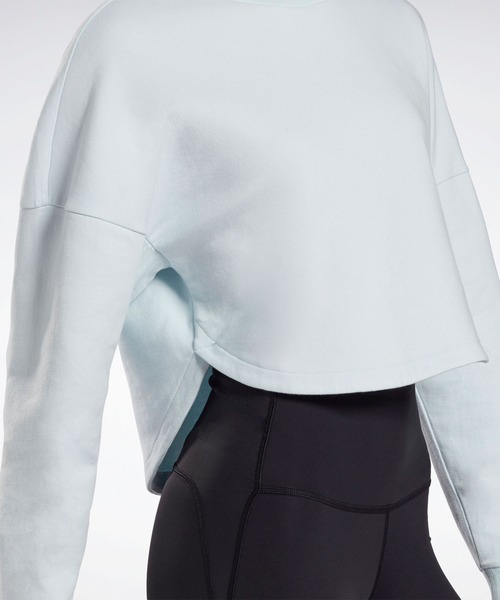 Reebok(リーボック)の「DreamBlend コットンミッドレイヤー スウェットシャツ / DreamBlend Cotton Midlayer Sweatshirt(スウェット・レディース・ライトブルー・SMALL/MEDIUM/LARGE/X-LARGE/X-SMALL)」の2枚目の写真