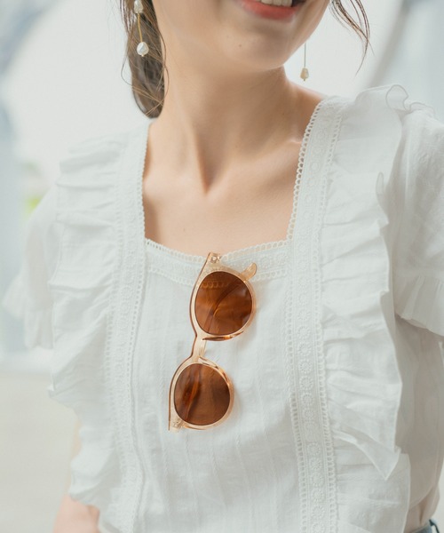 Heather（ヘザー）の「アクリルフレームサングラス　941607（サングラス・レディース・ベージュ/クリア・ONESIZE）」の2枚目の写真