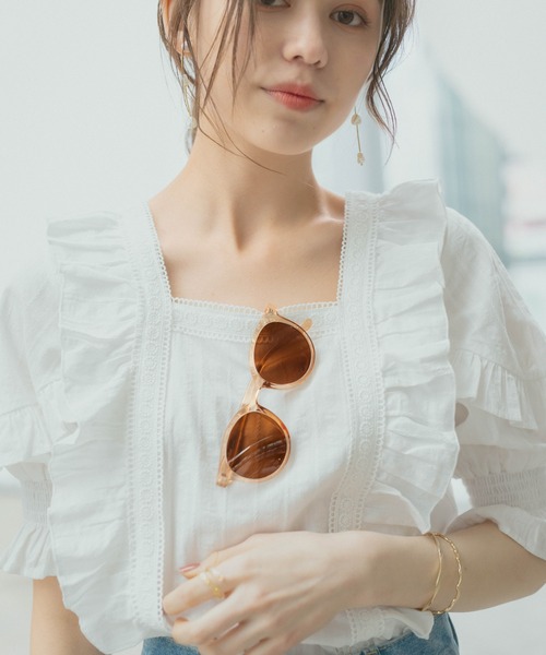 Heather（ヘザー）の「アクリルフレームサングラス　941607（サングラス・レディース・ベージュ/クリア・ONESIZE）」の3枚目の写真