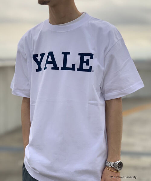 NOLLEY'S goodman（ノーリーズグッドマン）の「YALE / UCLA 別注 カレッジロゴ ビッグシルエット Tシャツ（Tシャツ/カットソー・メンズ・アイボリー/ホワイト系その他/ホワイト系その他2/ホワイト系その他3/チャコールグレー/キャメル/ライトグレー/ネイビー/ホワイト系その他5/ホワイト系その他4・M/L）」の12枚目の写真