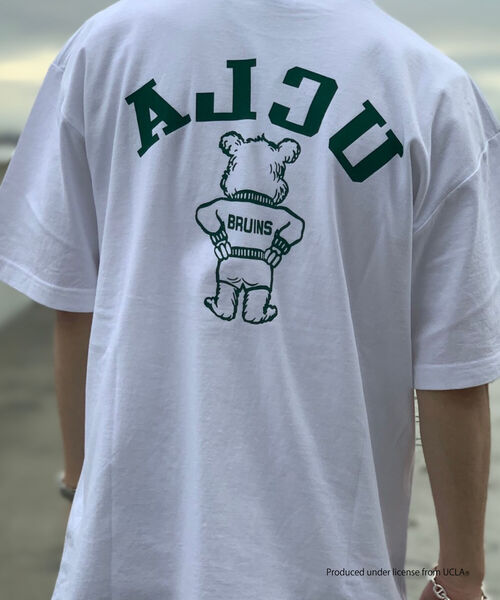 NOLLEY'S goodman（ノーリーズグッドマン）の「YALE / UCLA 別注 カレッジロゴ ビッグシルエット Tシャツ（Tシャツ/カットソー・メンズ・アイボリー/ホワイト系その他/ホワイト系その他2/ホワイト系その他3/チャコールグレー/キャメル/ライトグレー/ネイビー/ホワイト系その他5/ホワイト系その他4・M/L）」の17枚目の写真