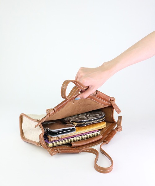 atneK（アトネック）の「【atneK】クロコリネンスクエアトート S（トートバッグ・レディース・ホワイト×ブラウン・FREE）」の9枚目の写真