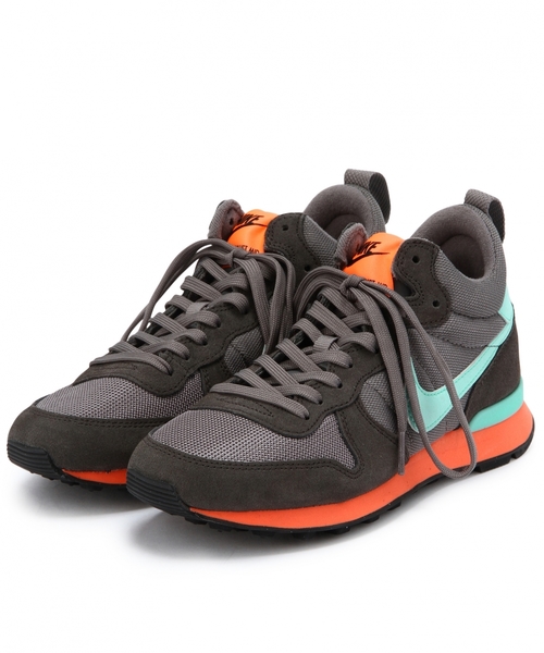 NIKE（ナイキ）の「◆[ナイキ]NIKE インターナショナリスト MID スニーカー（スニーカー・レディース・ブラウン/ブラック・23.5cm/24cm/22.5cm/24.5cm/25cm/23cm）」の2枚目の写真