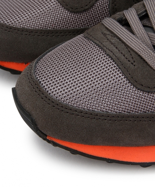 NIKE（ナイキ）の「◆[ナイキ]NIKE インターナショナリスト MID スニーカー（スニーカー・レディース・ブラウン/ブラック・23.5cm/24cm/22.5cm/24.5cm/25cm/23cm）」の4枚目の写真