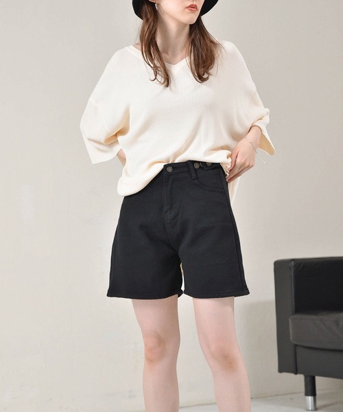 Monocoro toppi（モノコロトッピ）の「カラーデニムショートパンツ（デニムパンツ・レディース・ホワイト/ブルー/ブラック・M）」の22枚目の写真