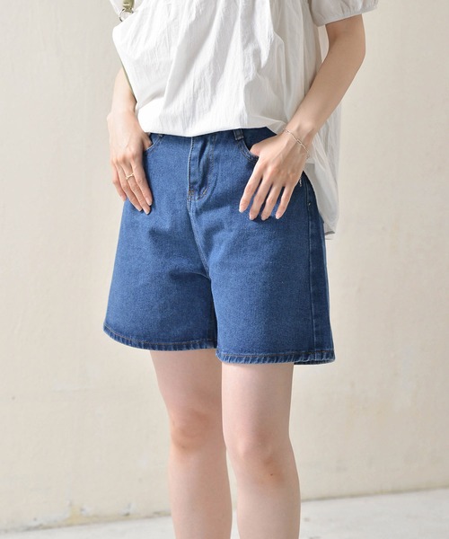 Monocoro toppi（モノコロトッピ）の「カラーデニムショートパンツ（デニムパンツ・レディース・ホワイト/ブルー/ブラック・M）」の21枚目の写真