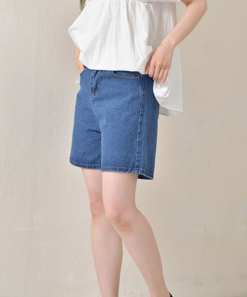 Monocoro toppi（モノコロトッピ）の「カラーデニムショートパンツ（デニムパンツ・レディース・ホワイト/ブルー/ブラック・M）」の18枚目の写真