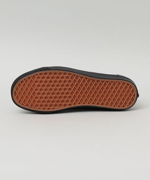 VANS(バンズ)の「VANS: OLD SKOOL SUEDE 36 DX(スニーカー・メンズ・オフホワイト/ブラック・10/11/9/8)」の7枚目の写真