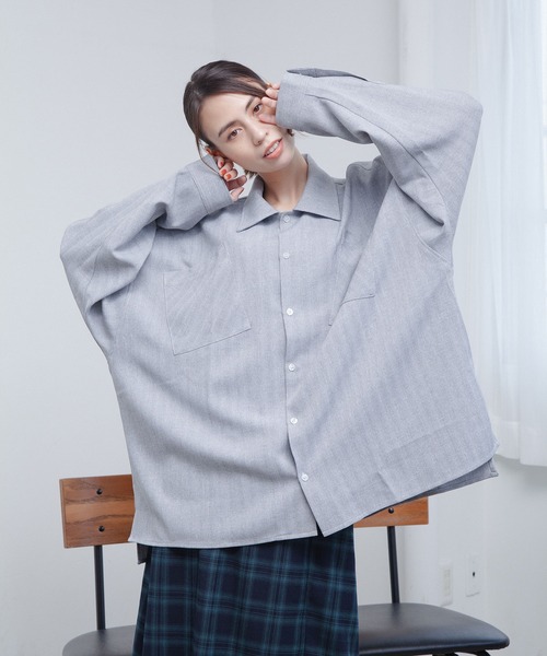 Nora Lily（ノラリリー）の「【Nora Lily】オーバーサイズ 長袖 シャツ（シャツ/ブラウス・メンズ・ブルー/ライトグレー/ブラック/パープル・FREE）」の2枚目の写真