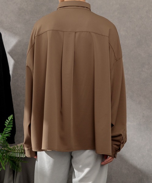 Adoon plain（アドーンプレーン）の「【Adoon plain】ドレープシャツ（シャツ/ブラウス・メンズ・オフホワイト/モカ/グリーン・LARGE/MEDIUM）」の16枚目の写真