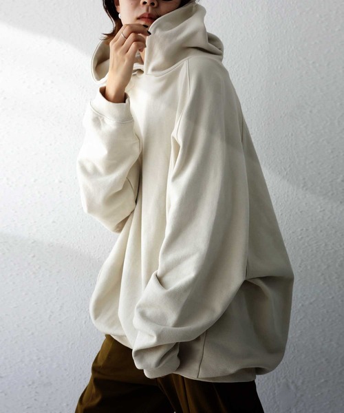 antiqua（アンティカ）の「オーバーコクーンパーカ（パーカー・レディース・ブラック/グレー/モスグリーン/アイボリー/ブルー系その他・FREE）」の4枚目の写真