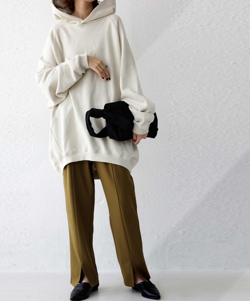 antiqua（アンティカ）の「オーバーコクーンパーカ（パーカー・レディース・ブラック/グレー/モスグリーン/アイボリー/ブルー系その他・FREE）」の17枚目の写真