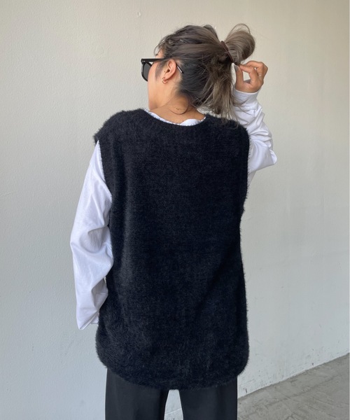 SHAGGIE(シャギー)の「シャギーモヘアライクニットベスト(ベスト・レディース・ブラック/カーキ/ブルー・FREE)」の22枚目の写真
