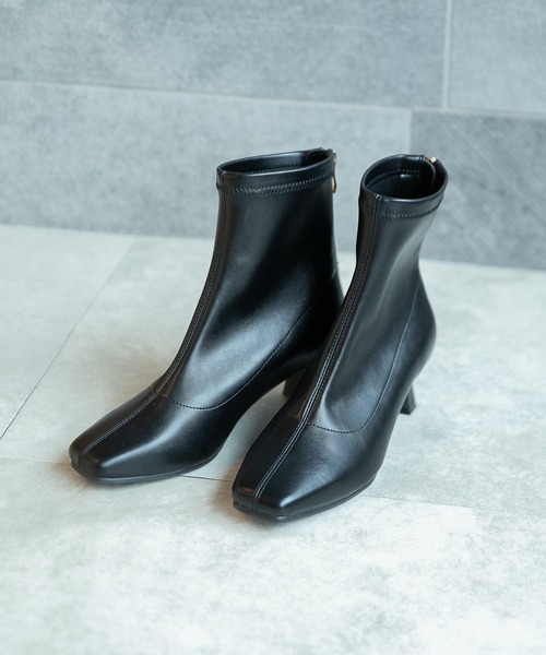 LEPSIM(レプシィム)の「ストレッチZIPブーツ 257635(ブーツ・レディース・ブラック/オフホワイト・MEDIUM/LARGE)」の18枚目の写真