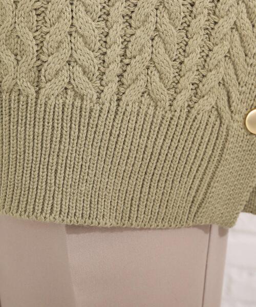 SHOO・LA・RUE（シューラルー）の「◆脇ボタンバルキーケーブルニット（ニット/セーター・レディース・オリーブ/アイボリー/サンドベージュ/ダークネイビー・00）」の21枚目の写真